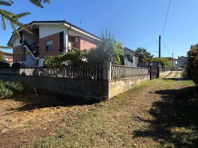 Villa Indipendente in vendita a Trincere, Piemonte