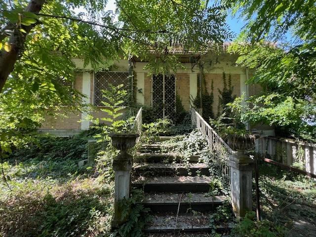 Villa Indipendente in vendita a Piemonte, Asti