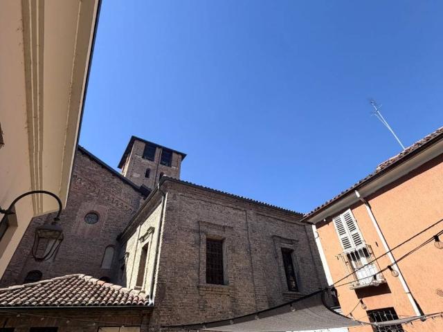 Villa Indipendente in vendita a Rione San Secondo, Piemonte