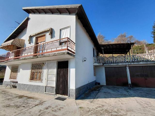 Villa Indipendente in vendita a Variglie, Asti
