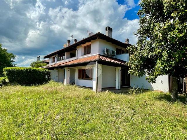 Villa Indipendente in vendita a Piemonte, Asti