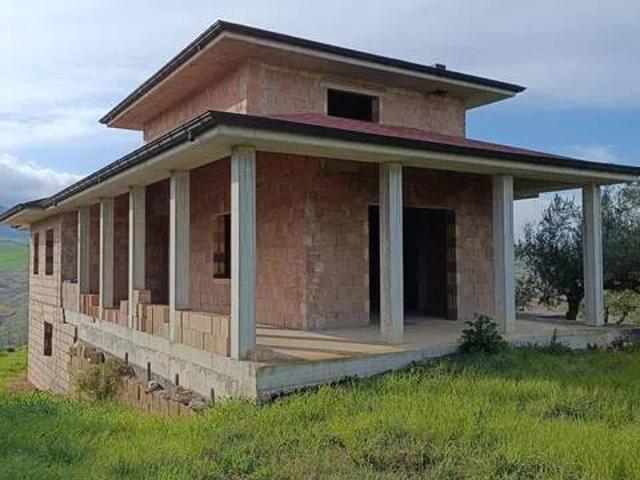 Villa Indipendente in vendita a Cona di Atessa, Atessa