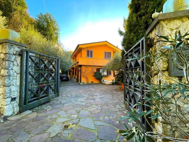 Villa Indipendente in vendita a Belmonte Castello, Frosinone