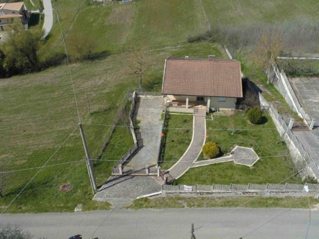 Villa Indipendente in vendita a Atina, Lazio