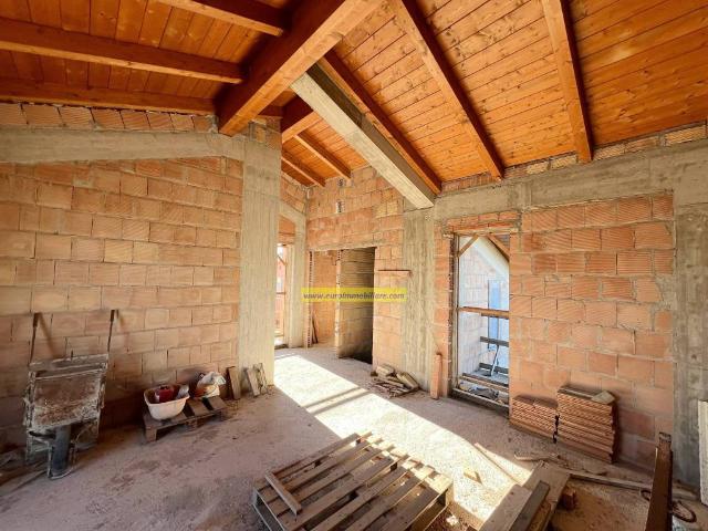 Villa Indipendente in vendita a Atri, Abruzzo