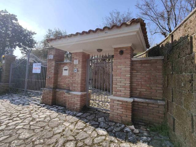 Villa Indipendente in vendita a San Vincenzo, Atripalda