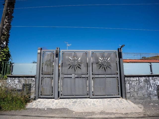 Villa Indipendente in vendita a Agnone Fortezza, Augusta