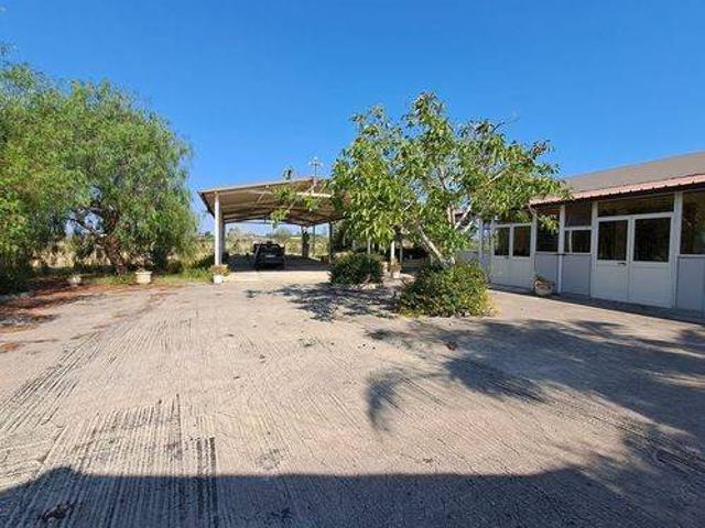 Villa Indipendente in vendita a Augusta, Siracusa