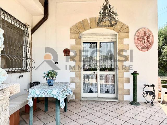 Villa Indipendente in vendita a Augusta, Siracusa