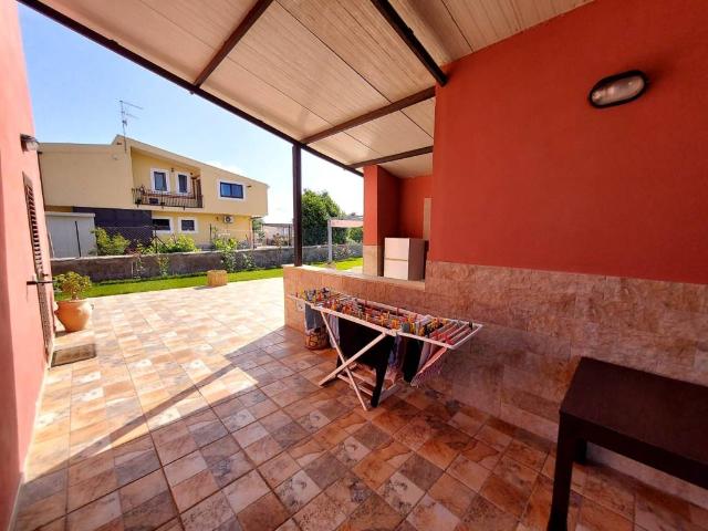 Villa Indipendente in vendita a Augusta, Siracusa