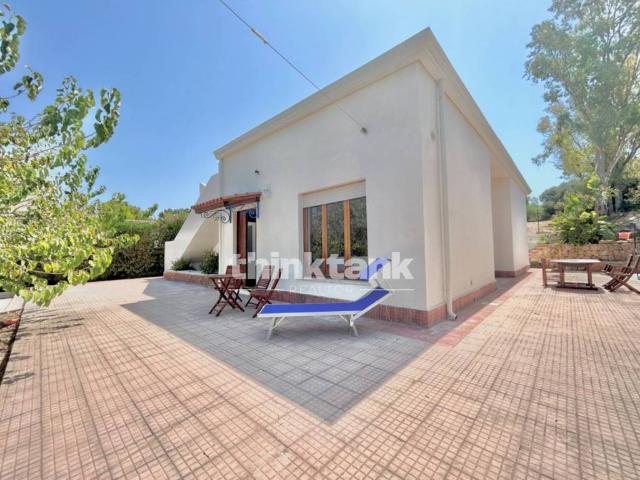 Villa Indipendente in vendita a Brucoli, Augusta