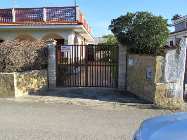 Villa Indipendente in vendita a Agnone Fortezza, Augusta