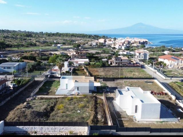Villa Indipendente in vendita a Augusta, Siracusa