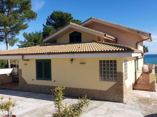 Villa Indipendente in vendita a Campolato Basso, Augusta