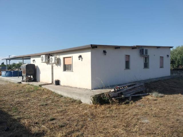 Villa Indipendente in vendita a Augusta, Sicilia