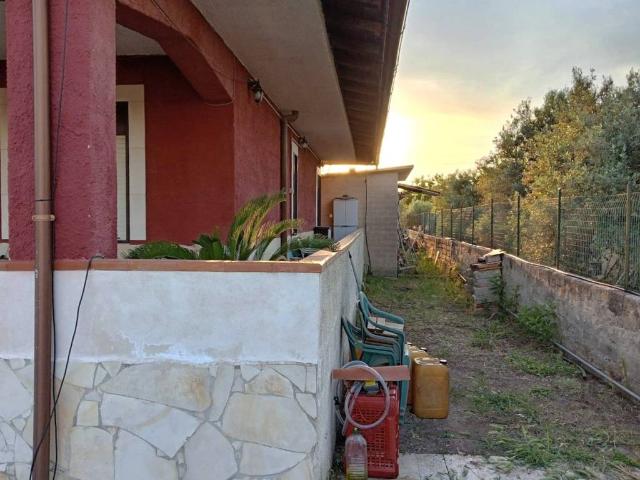 Villa Indipendente in vendita a Augusta, Siracusa