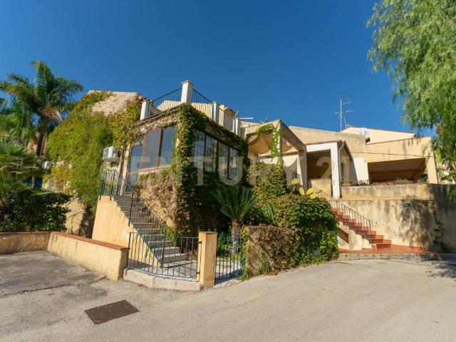 Villa Indipendente in vendita a Augusta, Siracusa