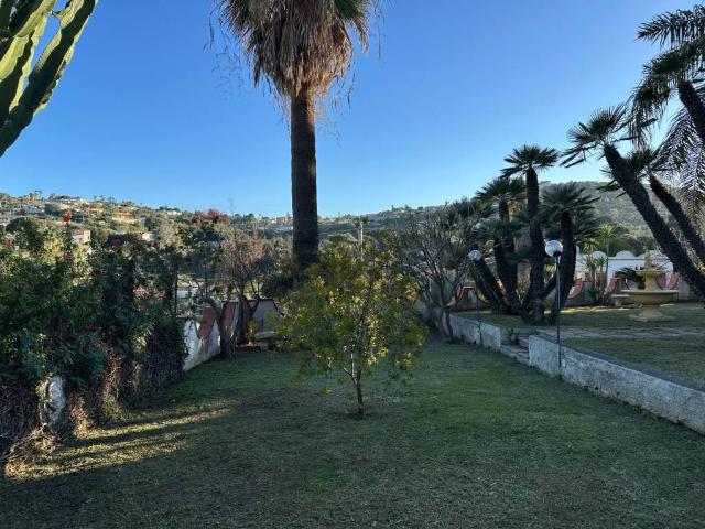 Villa Indipendente in vendita a Augusta, Siracusa