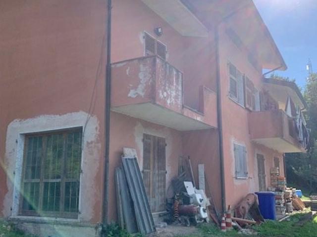 Villa Indipendente in vendita a Unione di comuni Montana Lunigiana, Aulla