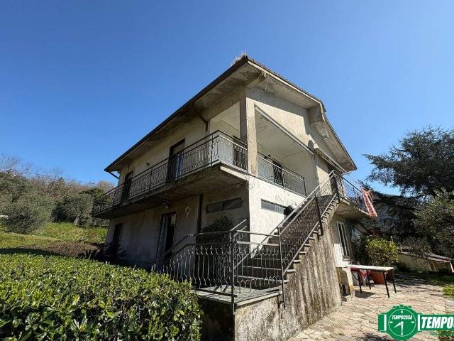 Villa Indipendente in vendita a Unione di comuni Montana Lunigiana, Aulla
