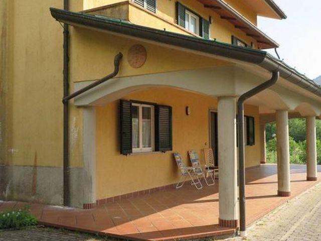 Villa Indipendente in vendita a Unione di comuni Montana Lunigiana, Aulla