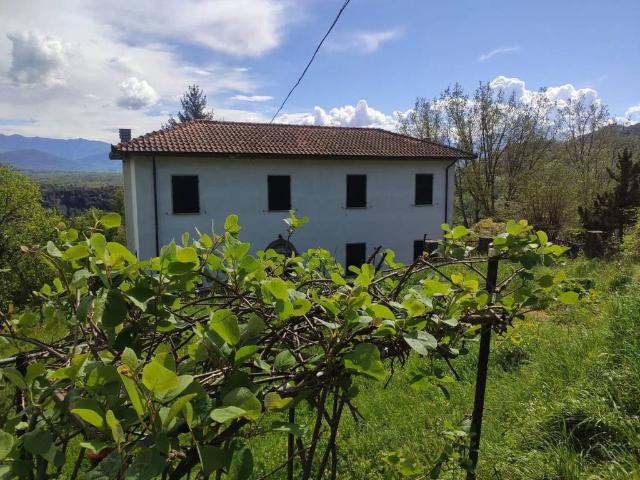 Villa Indipendente in vendita a Unione di comuni Montana Lunigiana, Aulla