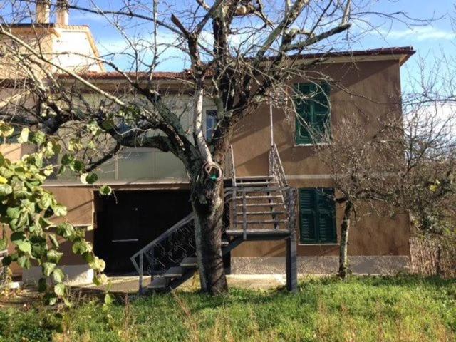 Villa Indipendente in vendita a Unione di comuni Montana Lunigiana, Aulla
