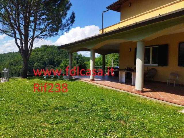 Villa Indipendente in vendita a Unione di comuni Montana Lunigiana, Aulla