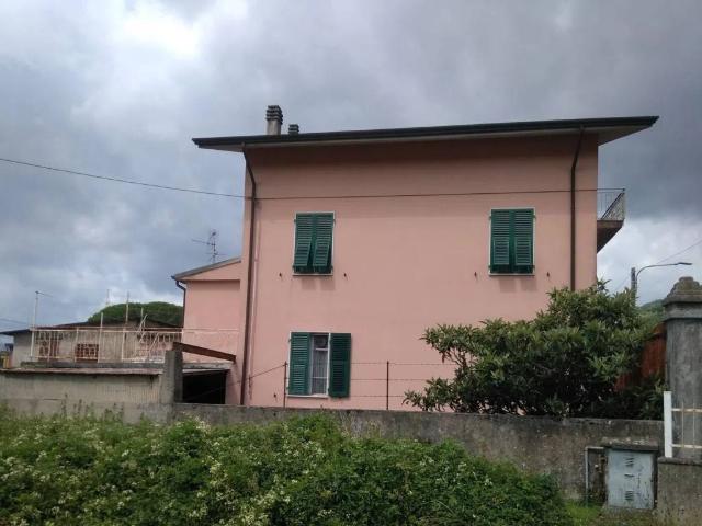 Villa Indipendente in vendita a Unione di comuni Montana Lunigiana, Aulla