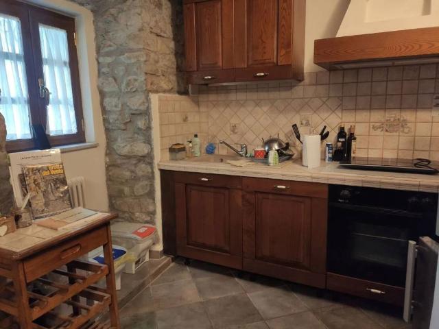 Villa Indipendente in vendita a Unione di comuni Montana Lunigiana, Aulla