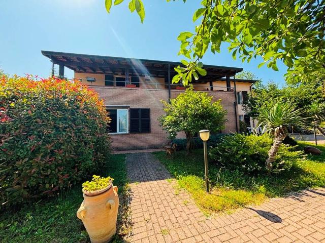 Villa Indipendente in vendita a Unione di comuni Montana Lunigiana, Aulla
