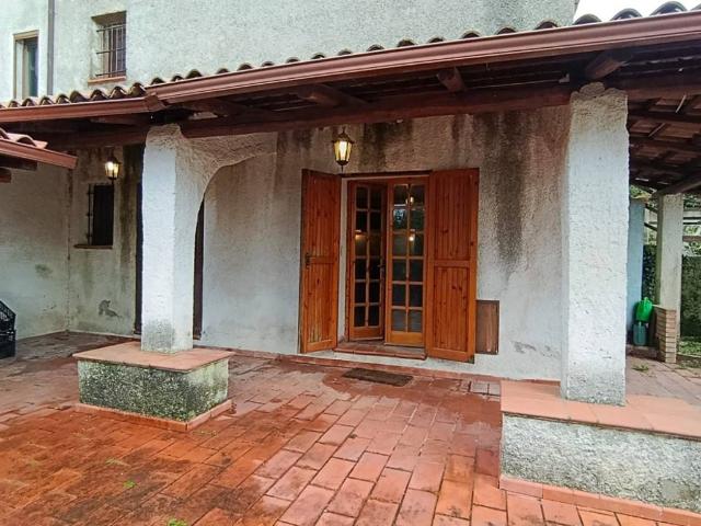 Villa Indipendente in vendita a Ausonia, Lazio