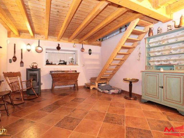 Villa Indipendente in vendita a Avegno, Testana