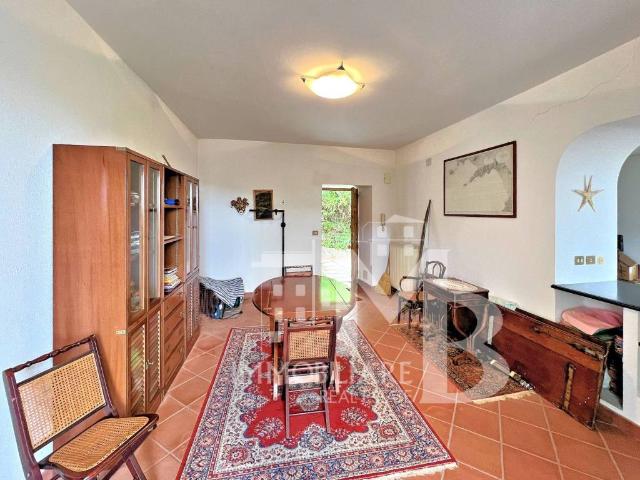 Villa Indipendente in vendita a Avegno, Testana