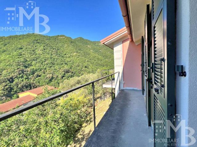 Villa Indipendente in vendita a Avegno, Salto