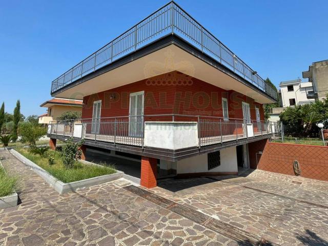 Villa Indipendente in vendita a Avella, Campania
