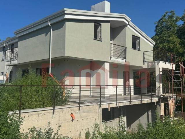 Villa Indipendente in vendita a Avella, Campania
