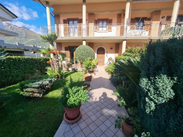 Villa Indipendente in vendita a Avellino, Campania