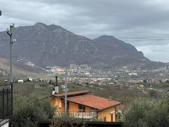 Villa Indipendente in vendita a Contrada Bagnoli, Avellino