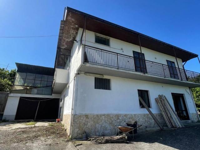 Villa Indipendente in vendita a Avellino, Campania