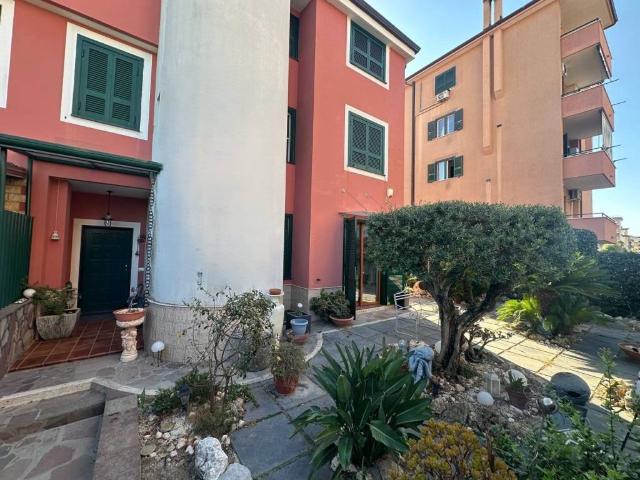 Villa Indipendente in vendita a Bagno d'Aversa, Aversa