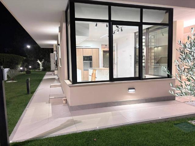 Villa Indipendente in vendita a Rione Costantinopoli, Aversa