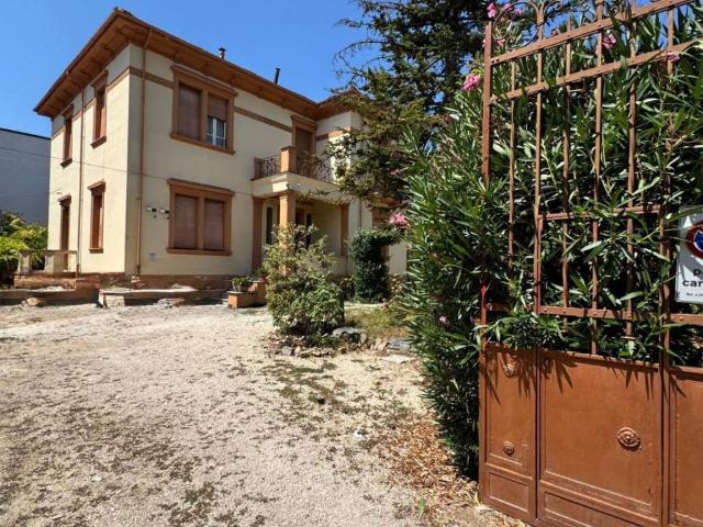 Villa Indipendente in vendita a Avezzano, Abruzzo