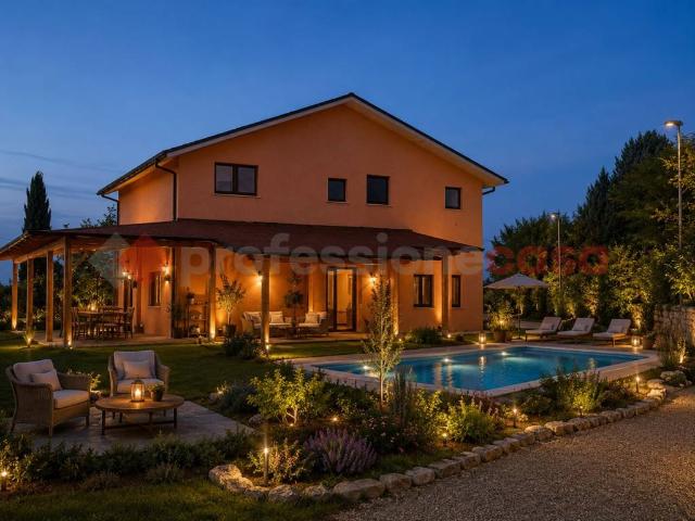 Villa Indipendente in vendita a Avezzano, Abruzzo