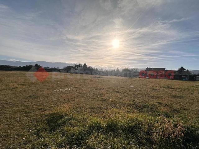 Villa Indipendente in vendita a Avezzano, Abruzzo
