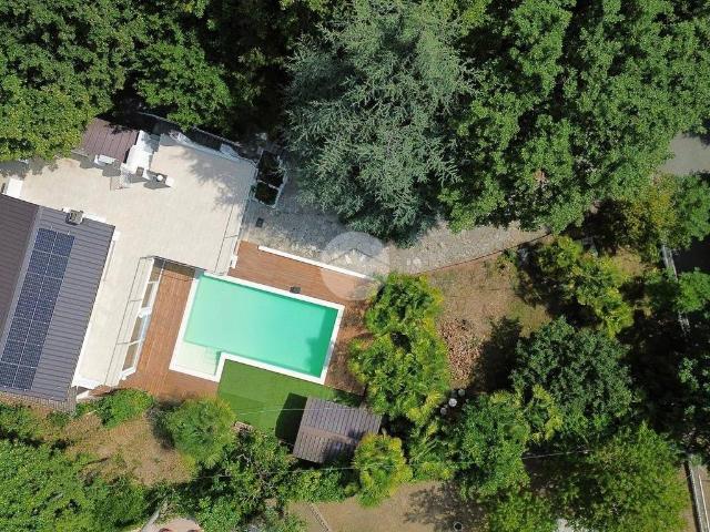 Villa Indipendente in vendita a Villaggio Primavera, Piemonte