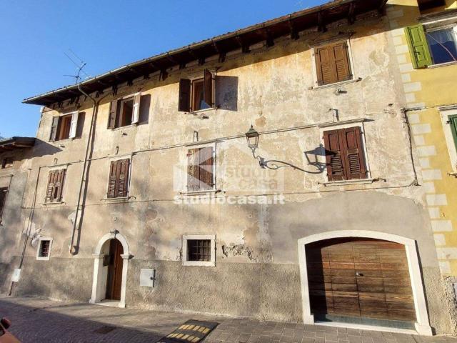 Villa Indipendente in vendita a Comunità della Vallagarina, Avio