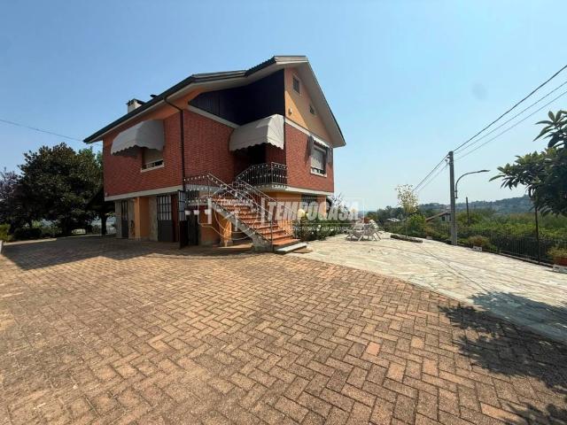 Villa Indipendente in vendita a Piemonte, Asti
