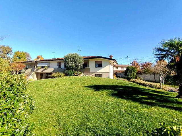 Villa Indipendente in vendita a Azzano Decimo, Friuli-Venezia Giulia