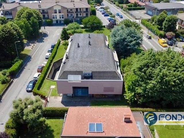 Villa Indipendente in vendita a Azzano San Paolo, Lombardia